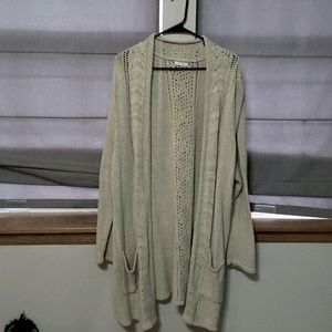 Maurices sweater with pockets
